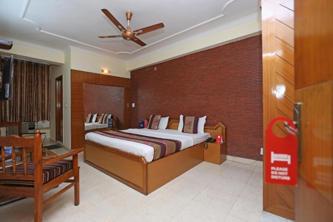 Oyo Flagship 9554 Hotel Grand Plaza Faridabad Ngoại thất bức ảnh