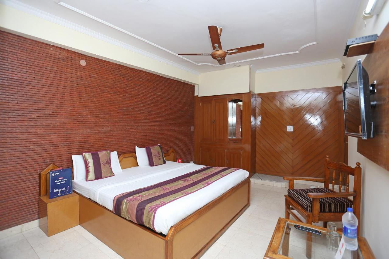 Oyo Flagship 9554 Hotel Grand Plaza Faridabad Ngoại thất bức ảnh