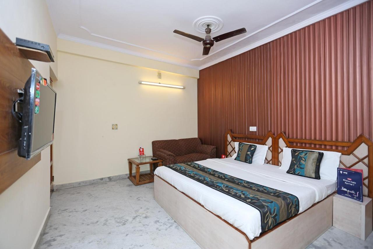 Oyo Flagship 9554 Hotel Grand Plaza Faridabad Ngoại thất bức ảnh