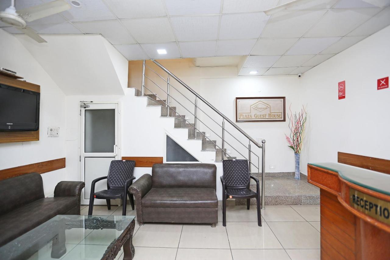 Oyo Flagship 9554 Hotel Grand Plaza Faridabad Ngoại thất bức ảnh